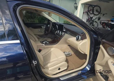 2015 Mercedes-Benz C 300 4Matic from USA, damaged, VIN 55SWF4KB5FU014001